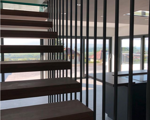 Agencement intérieur d’une maison au pays de Gex Agencement intérieur d'une maison au pays de Gex